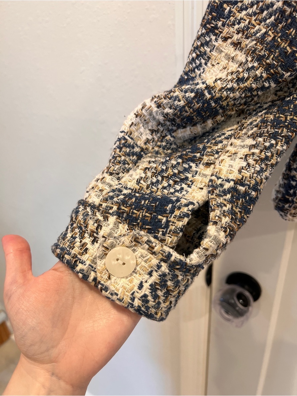 BLANK NYC Plaid Tweed Cropped Jacket - Picture 3 of 5